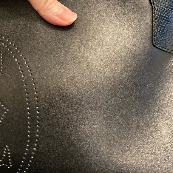 Authentic Cartier classic purse - Picture 14 of 16